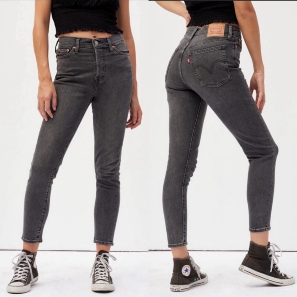 Levi's Wedgie Skinny Ankle Jeans